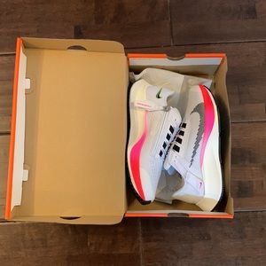 Nike Air Zoom Pegasus 38 Flyease 4E
